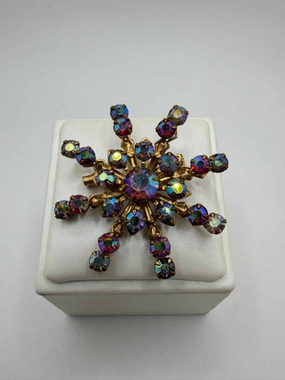 Vintage Aurora Borealis Rhinestone and Antiqued Gold tone Brooch/Pin!